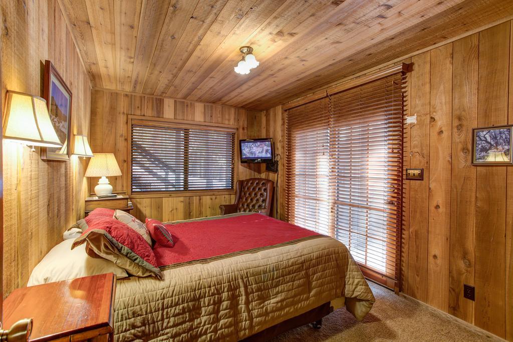 17B Tylers Timber Lodge วาโวนา ภายนอก รูปภาพ